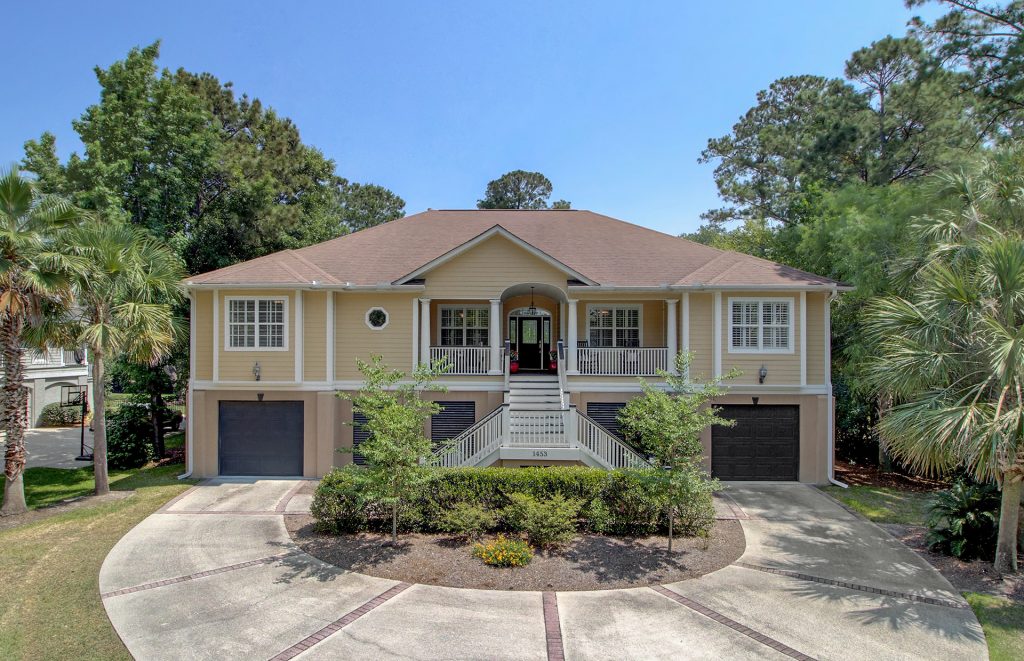 Headquarters Plantation Gated Community 6.7 miles south of Charleston